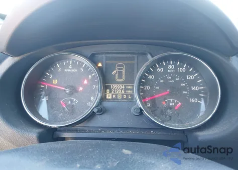 2015 Nissan Rogue Select S z USA, uszkodzony, nr VIN JN8AS5MT3FW666005